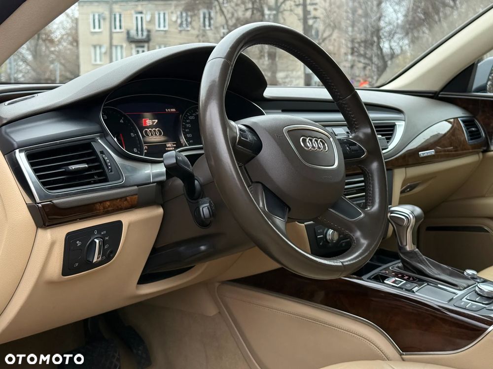 Audi A7 Sportback - 13