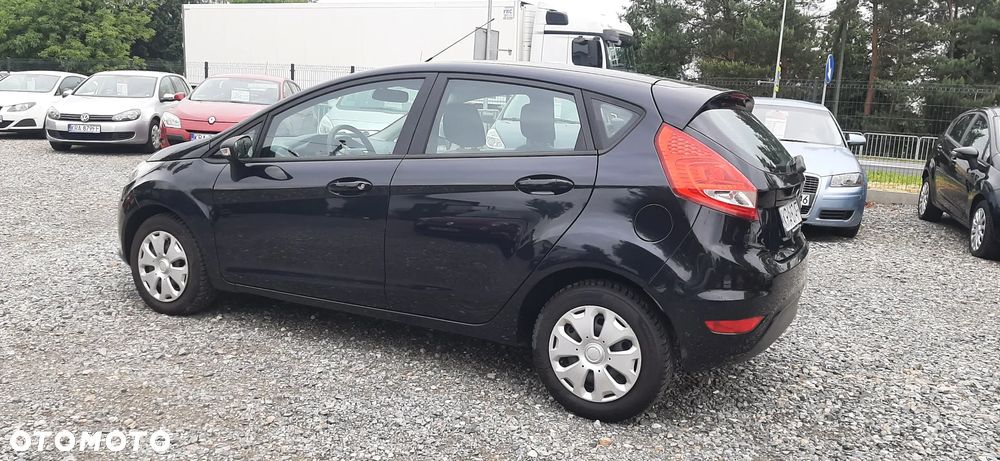 Ford Fiesta - 21