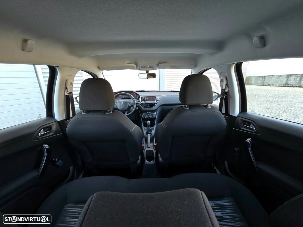Peugeot 208 HDi 68 Access - 25