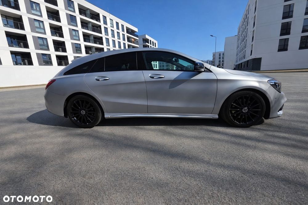 Mercedes-Benz CLA 220 4-Matic - 3