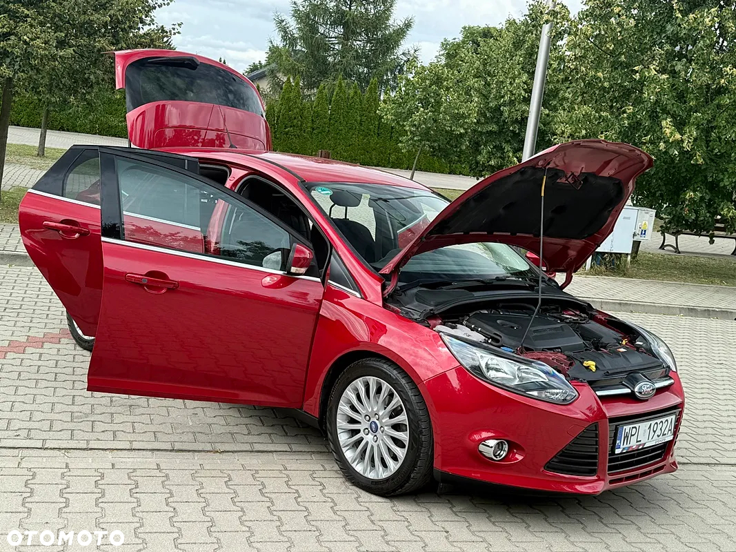 Ford Focus 1.6 EcoBoost Titanium - 34