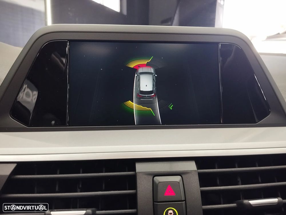 BMW X3 18 d sDrive Advantage Auto - 38