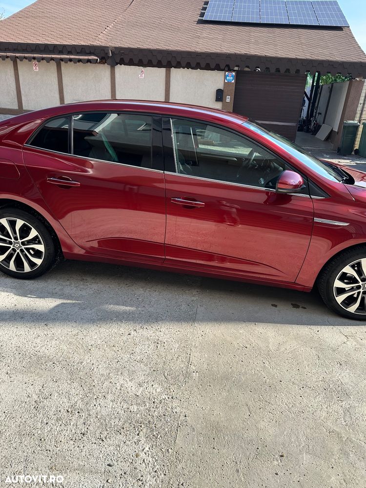 Renault Megane TCe 140 EDC GPF Intens - 4