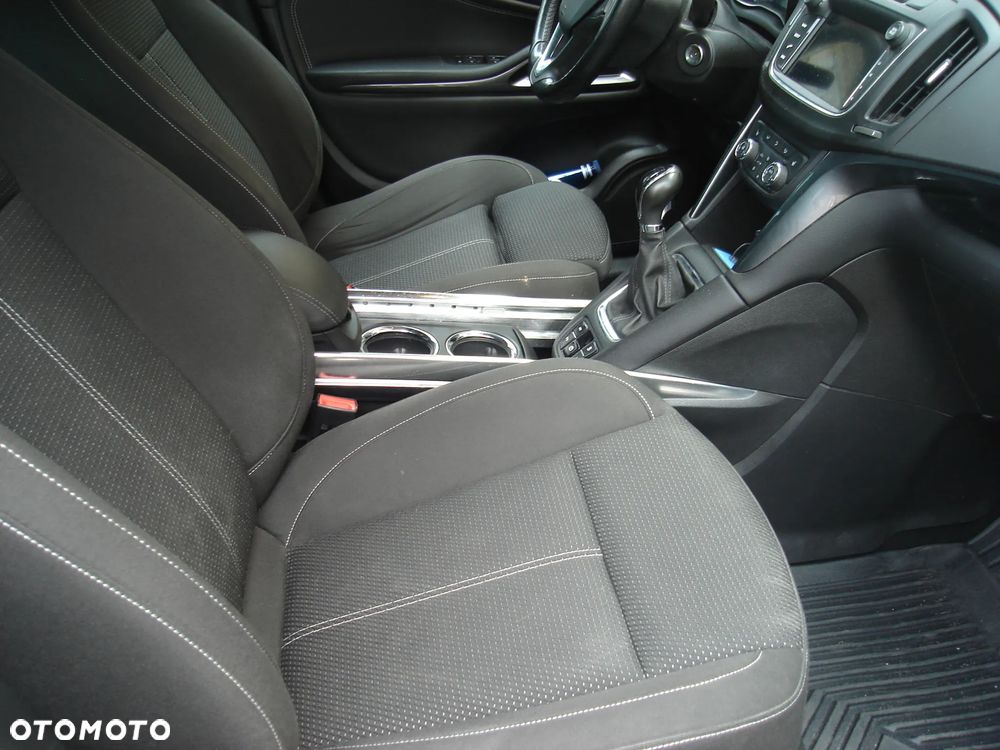 Opel Zafira Tourer 2.0 CDTI ecoFLEX Start/Stop Business Innovation - 16