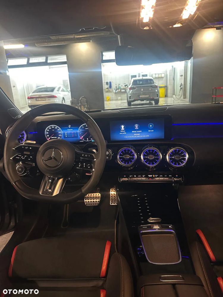 Mercedes-Benz CLA - 7