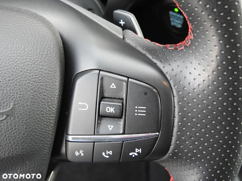 Ford Kuga 1.5 EcoBlue ST-LINE - 25