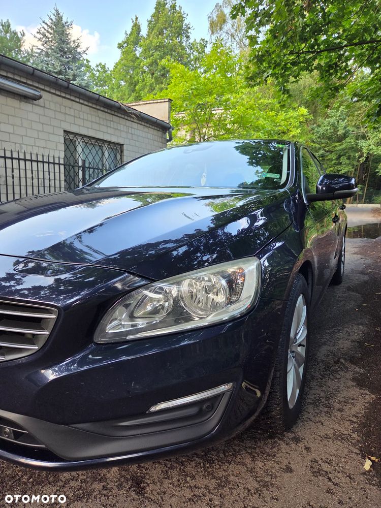 Volvo S60 D3 Drive-E Momentum - 13