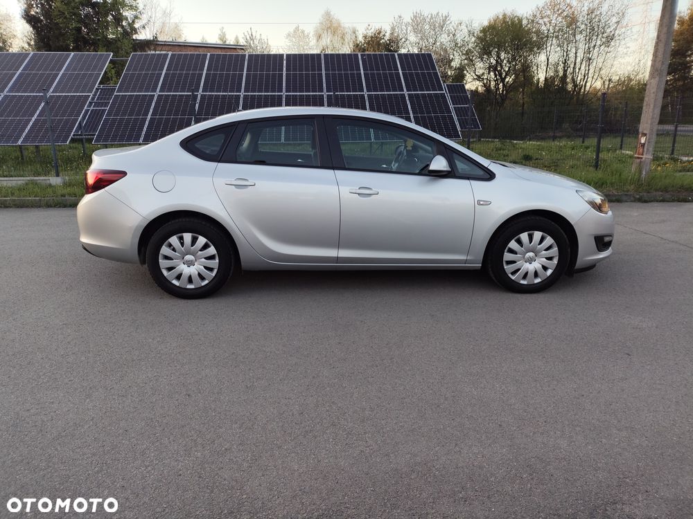 Opel Astra 1.4 T Active EU6 - 7