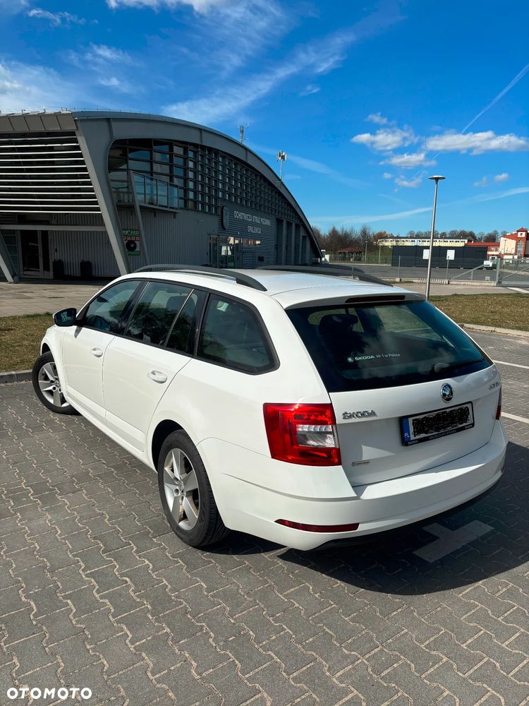 Skoda Octavia 1.6 TDI Ambition DSG - 3