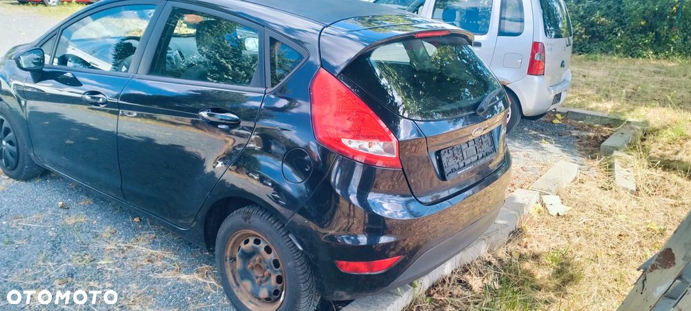 Ford Fiesta 1.25 Ambiente - 4