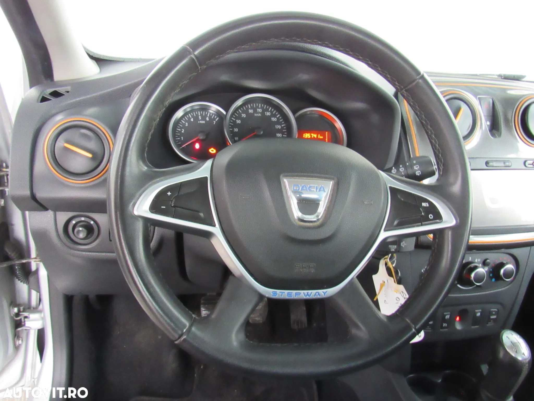 Dacia Sandero Stepway TCe 90 (S&S) Celebration - 18