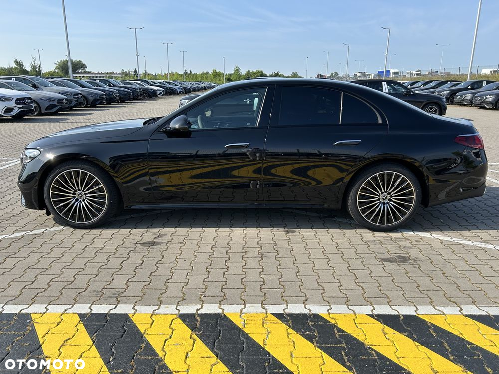 Mercedes-Benz Klasa E 220 d mHEV 4-Matic AMG 9G-Tronic - 7