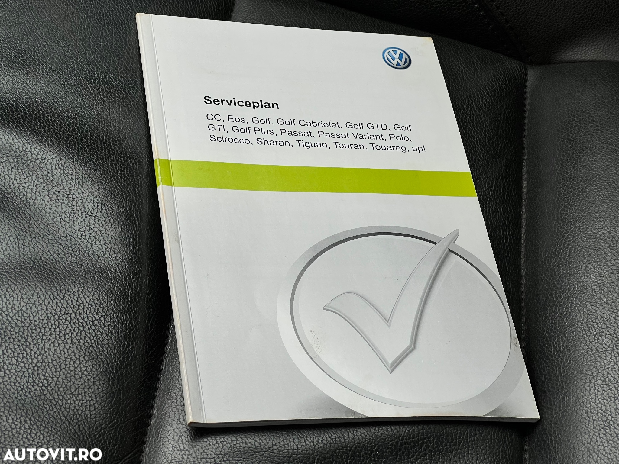 Volkswagen Golf 2.0 TDI BlueMotion Technology Highline - 32