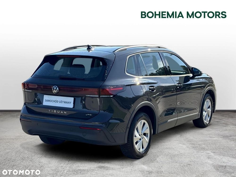 Volkswagen Tiguan - 6