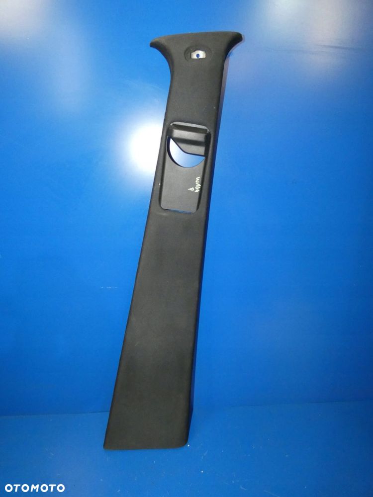 ML W164 OSŁONA SŁUPKA B PRZELOTKA PASA PRAWA - 1