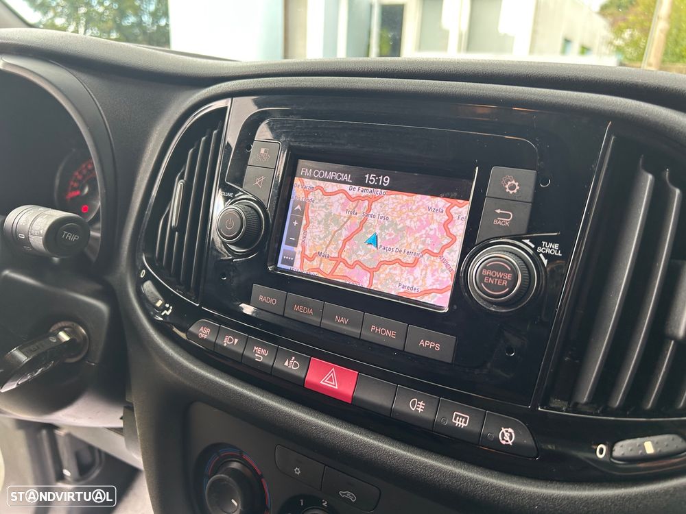 Fiat Doblo 1.6 Diesel 3 lugares Iva Dedutivel - 16