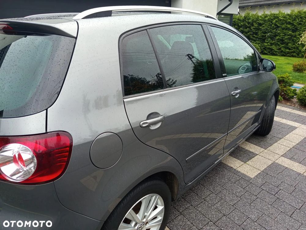 Volkswagen Golf Plus 1.6 TDI DPF Style - 19