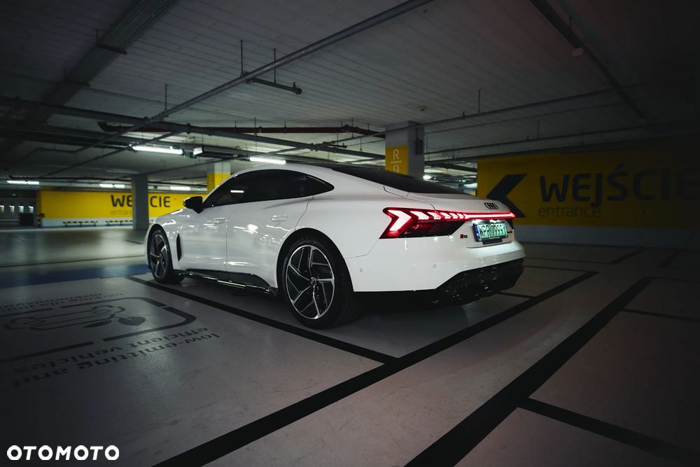 Audi RS e-tron GT - 20