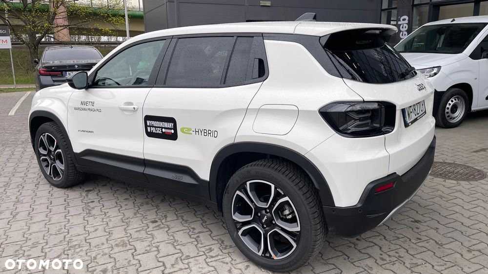 Jeep Avenger ver-1-2-t3-mhev-summit-fwd-edct6 - 11