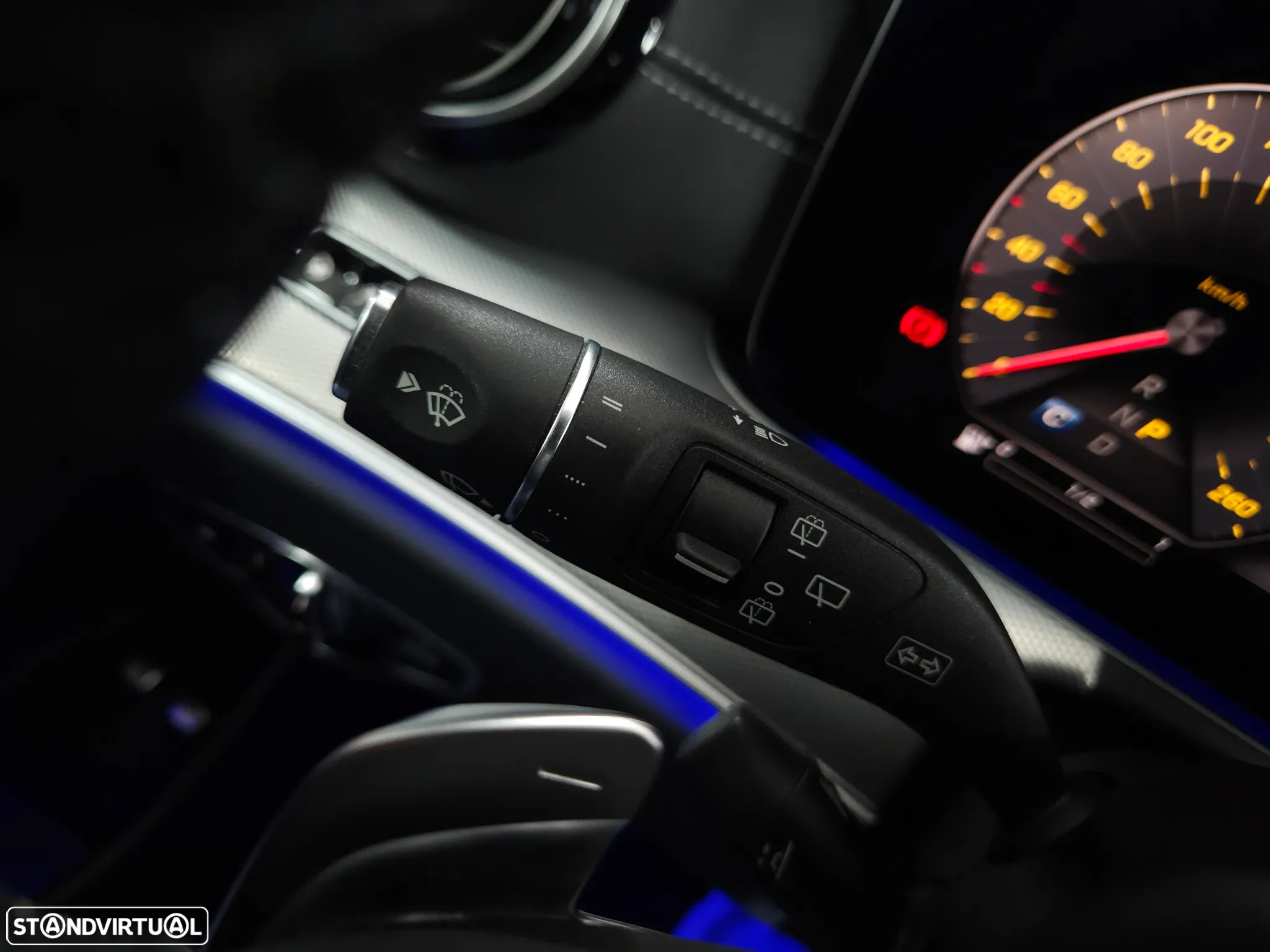 Mercedes-Benz E 300 d AMG Line - 30