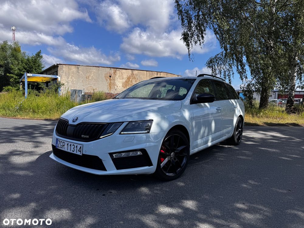 Skoda Octavia 2.0 TDI DSG RS - 1