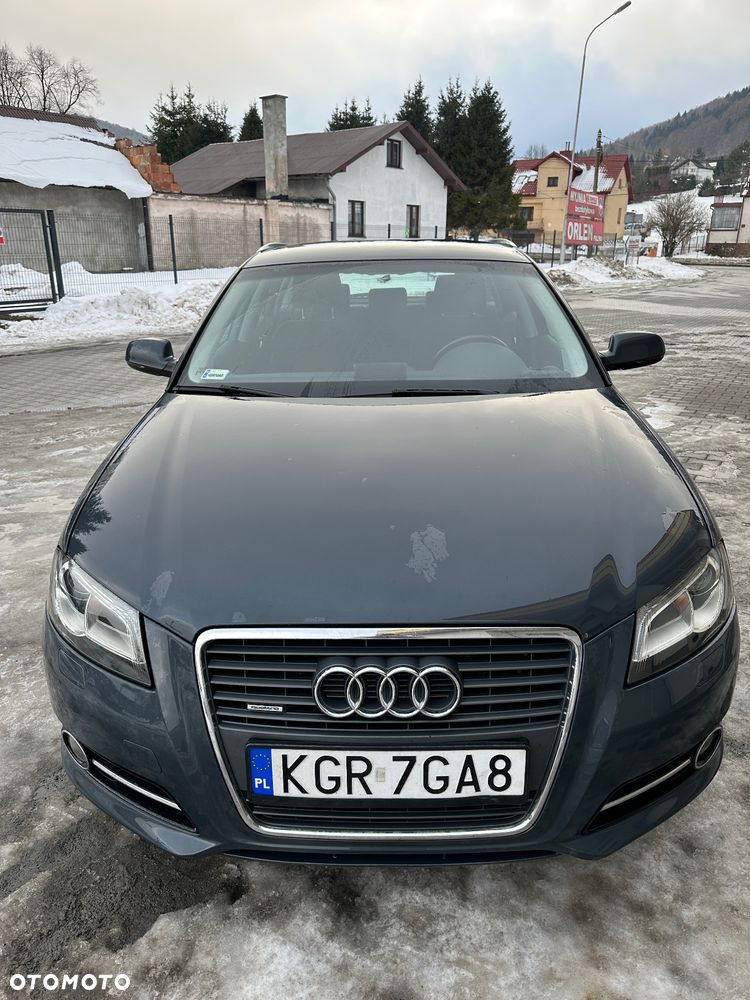 Audi A3 Sportback - 1
