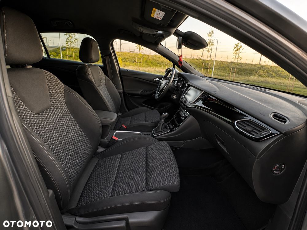 Opel Astra 1.4 Turbo Start/Stop Innovation - 28