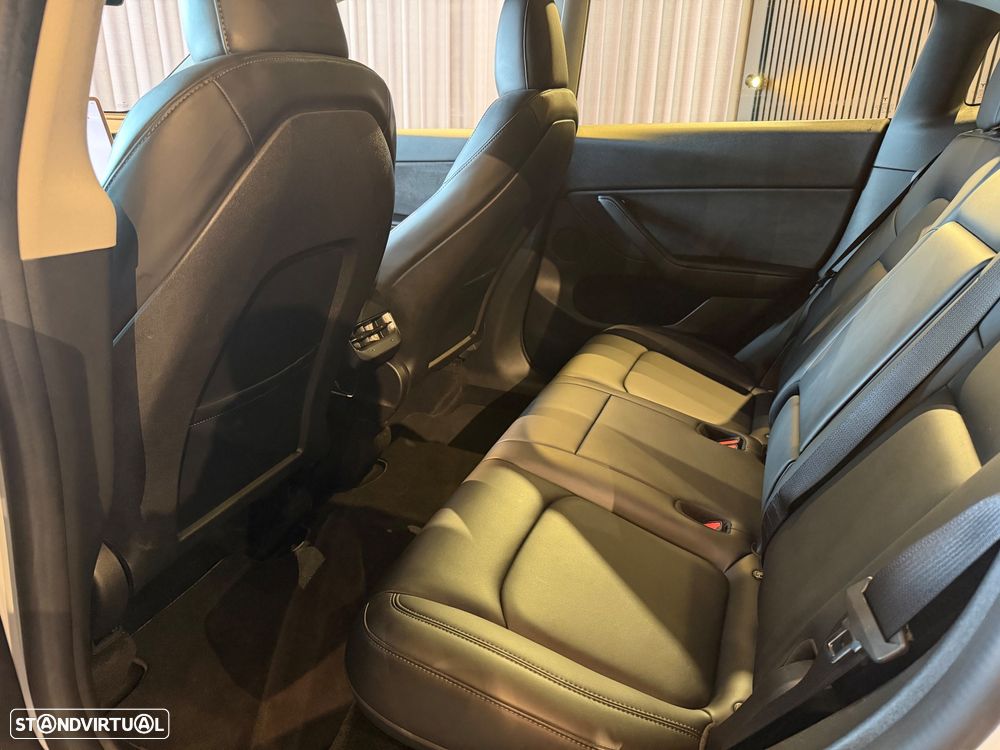 Tesla Model Y Tração Traseira - 25