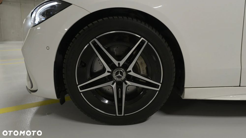 Mercedes-Benz Klasa C 180 mHEV Business Edition - 32