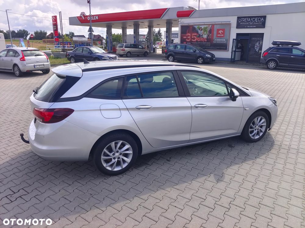 Opel Astra 1.6 CDTI Enjoy S&S - 11