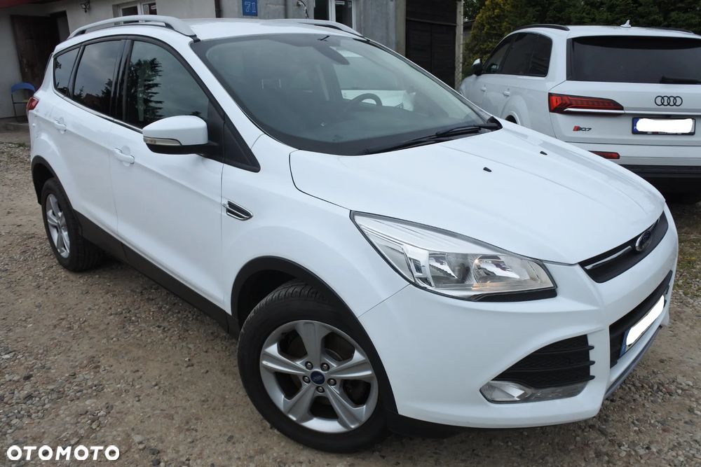Ford Kuga 2.0 TDCi 2x4 Titanium - 1