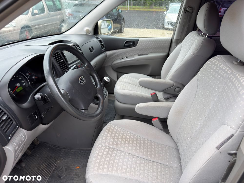 Kia Carnival 2.9 CRDi Voyage - 11