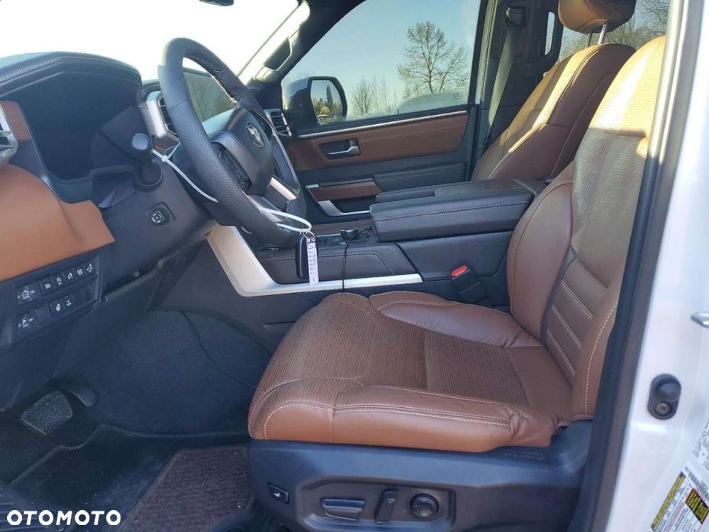 Toyota Tundra - 8