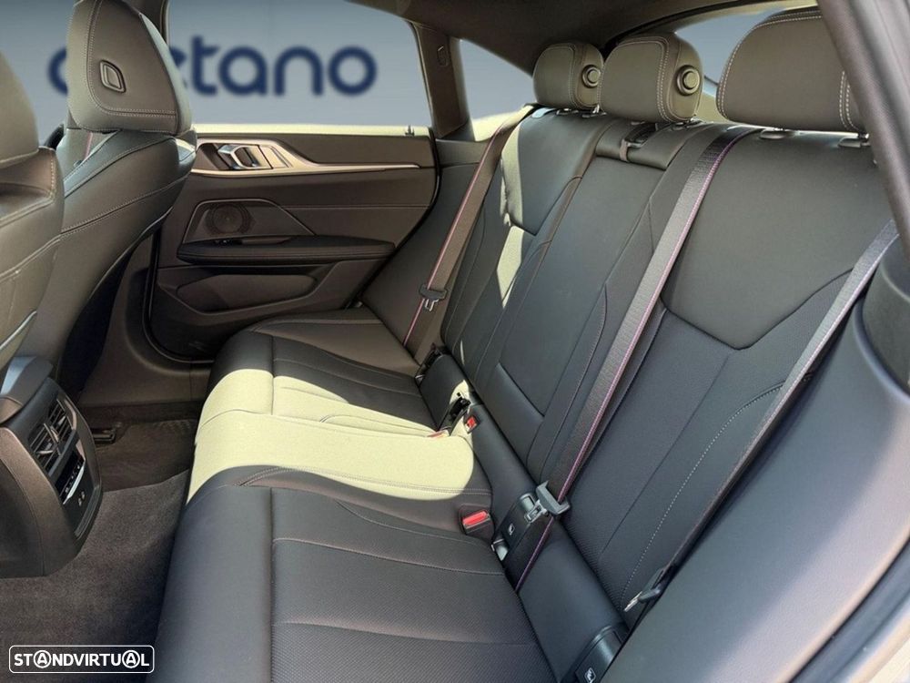 BMW i4 eDrive40 Pack Desportivo M Pro - 12