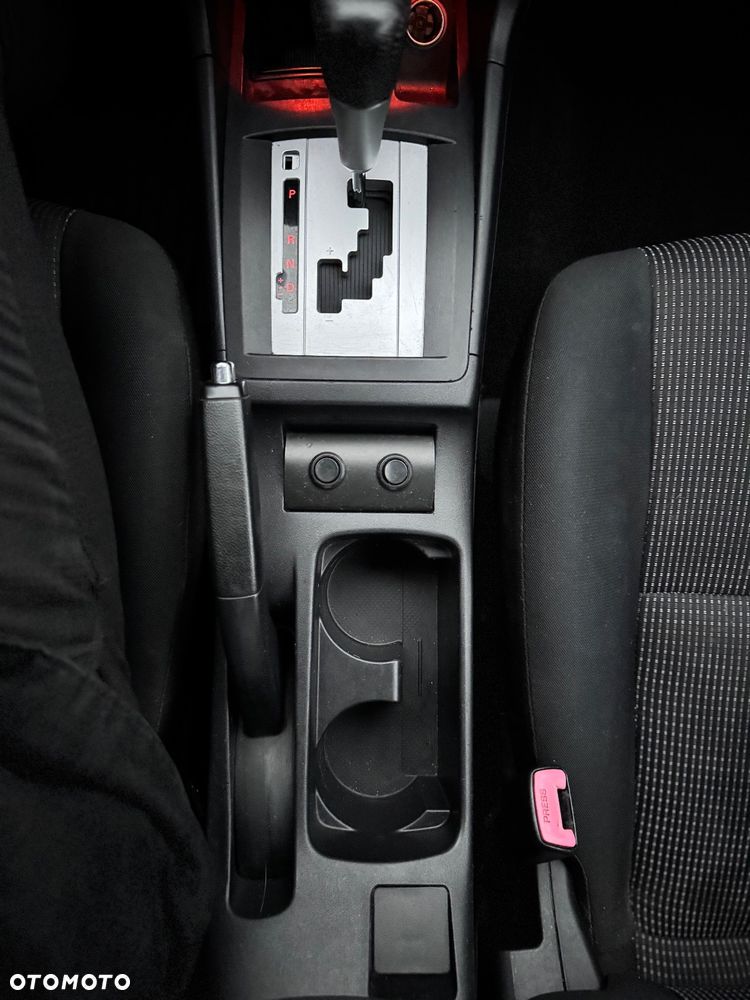 Mitsubishi Lancer 1.8 CVT Invite - 36