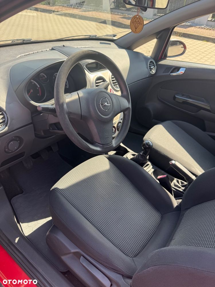 Opel Corsa 1.3 CDTI Essentia - 12