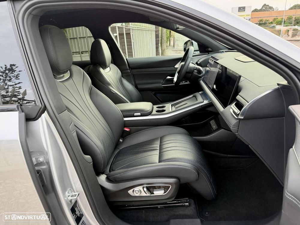Xpeng G9 98 kWh Long Range + Gancho de Reboque + Pack Premium - 6