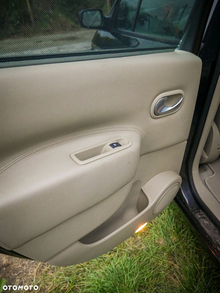 Renault Grand Scenic - 19