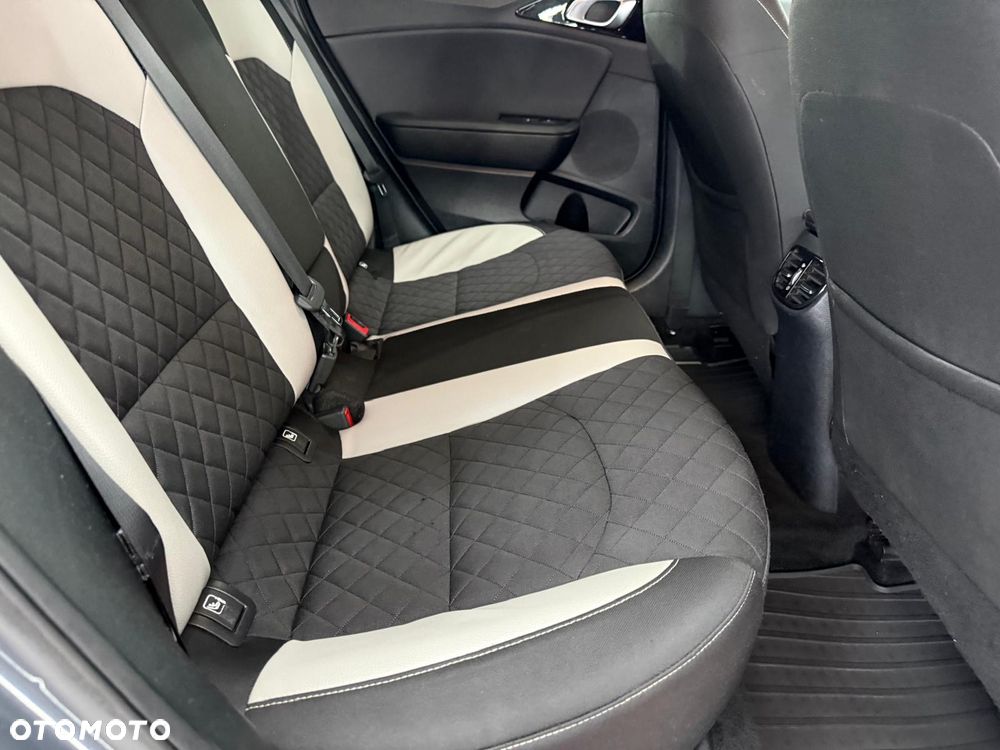 Kia ProCeed 1.4 T-GDI DCT7 OPF GT LINE - 30