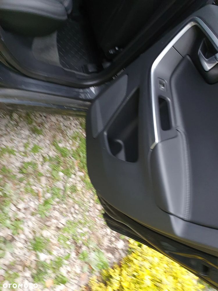 Volvo XC 60 D4 AWD Base - 22