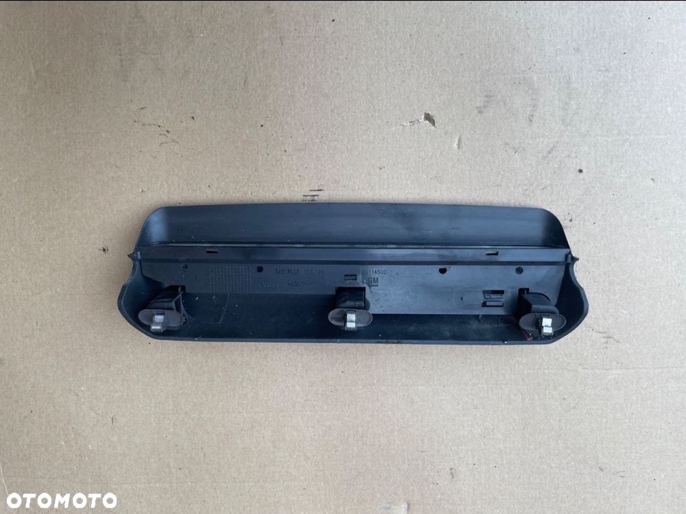 24517003 trzecie światło stop Opel Corsa c