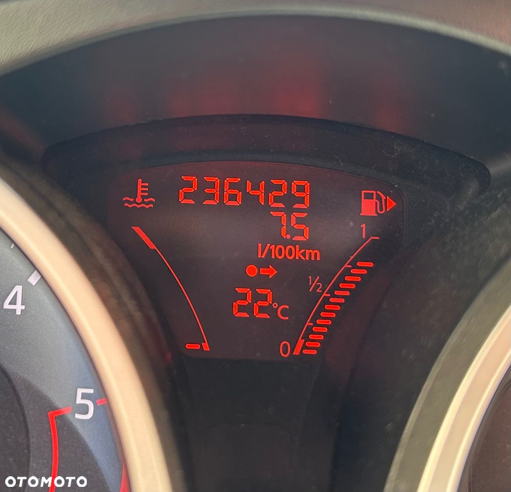 Nissan Juke - 18