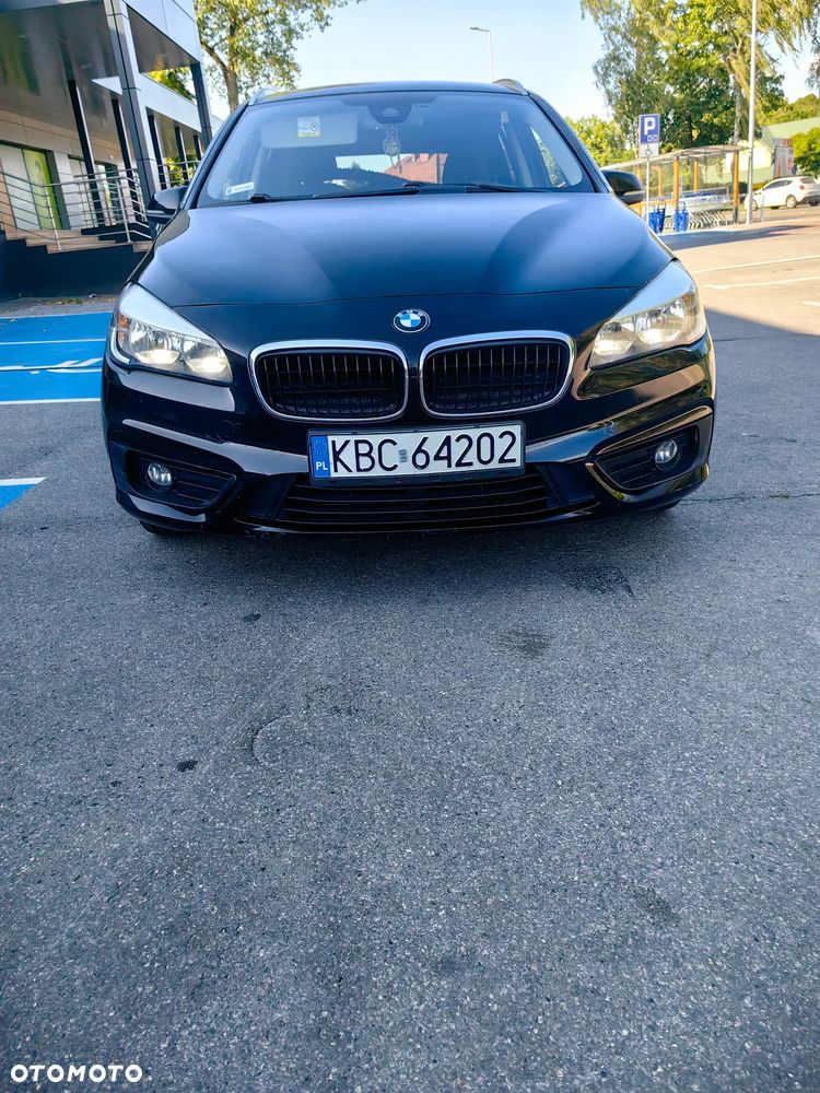 BMW Seria 2 216d - 4