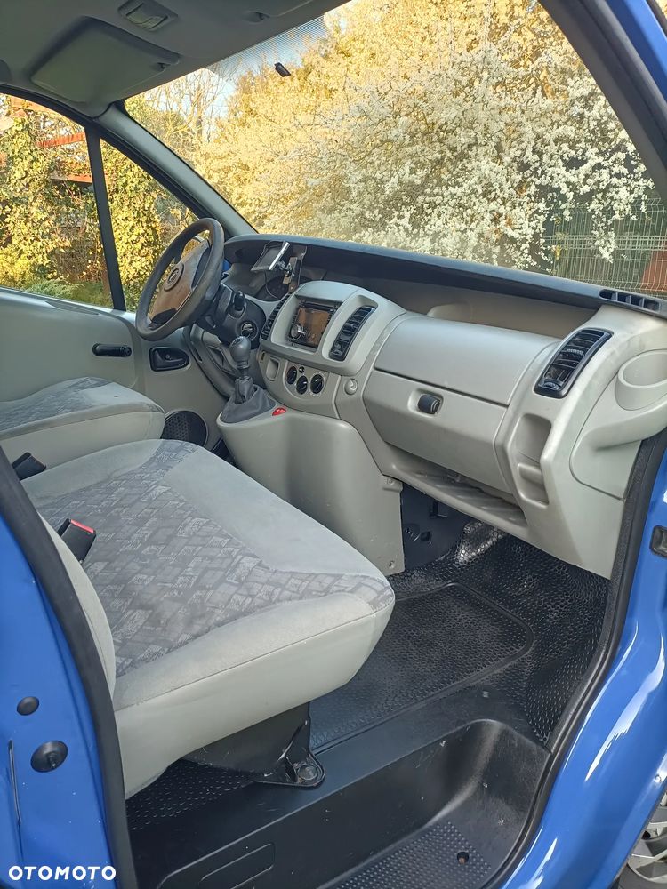 Opel Vivaro - 6