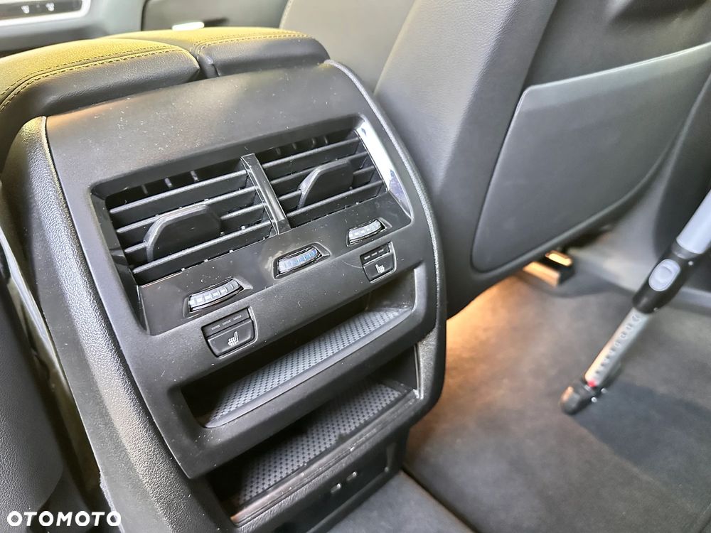 BMW X5 xDrive40i - 37