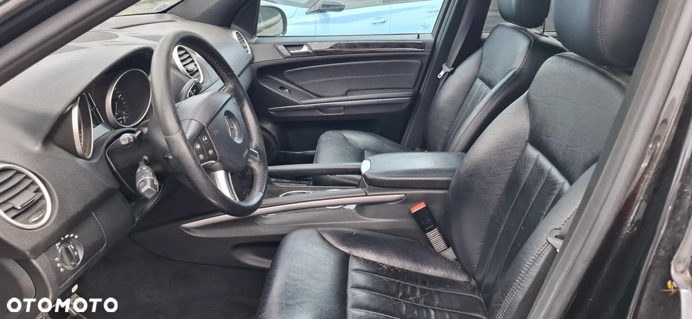 Mercedes-Benz ML 320 CDI 4Matic 7G-TRONIC - 12