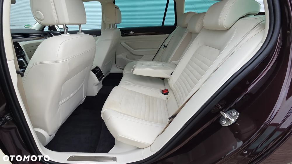 Volkswagen Passat Variant 2.0 TDI DSG (BlueMotion Technology) Highline - 6