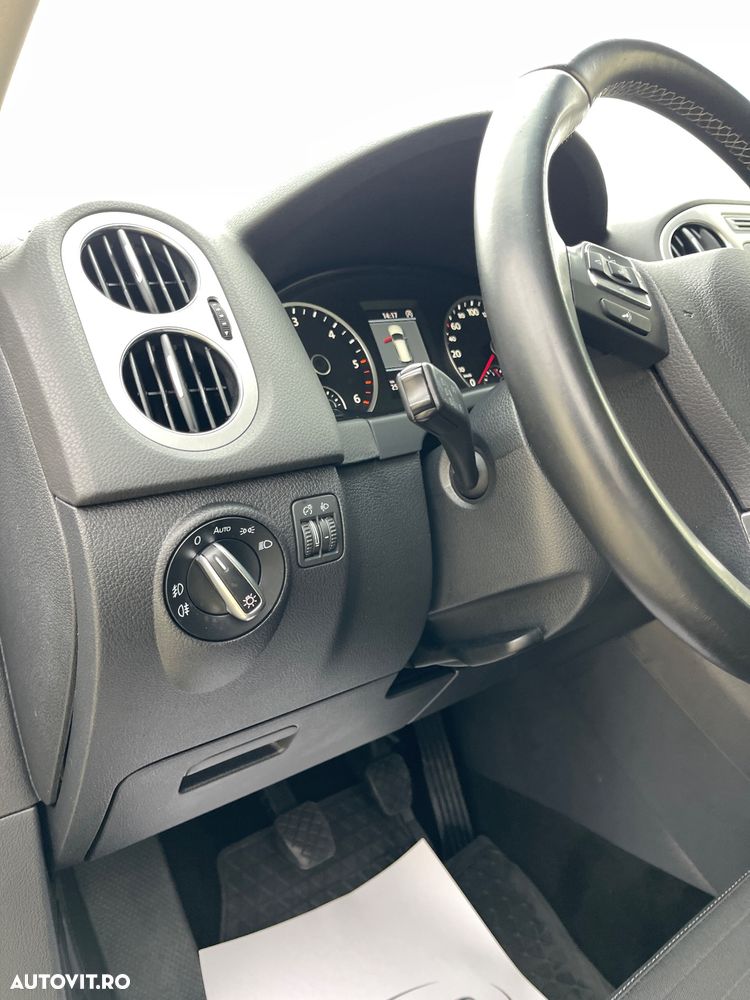 Volkswagen Tiguan 2.0 TDI BMT Sport & Style - 34