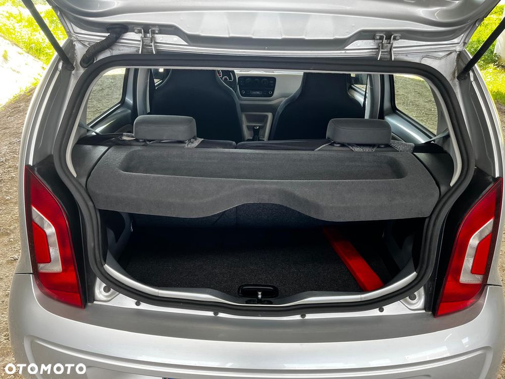 Volkswagen up! - 13