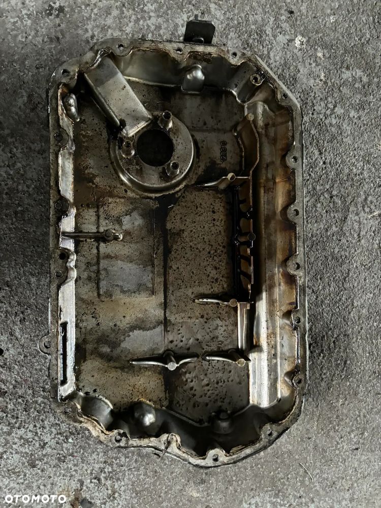 AUDI A4 B6 3.0 ASN MISKA OLEJOWA 06C103604 - 3